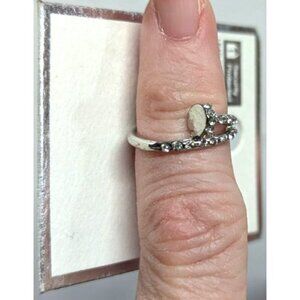 New Silver Tone Ring Size 2 Rhinestones Bypass Wrap Nail Design PInky Midi Ring‎